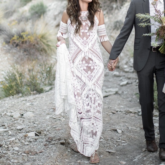 ISO Rue De Seine Blake Gown - Picture 2 of 2